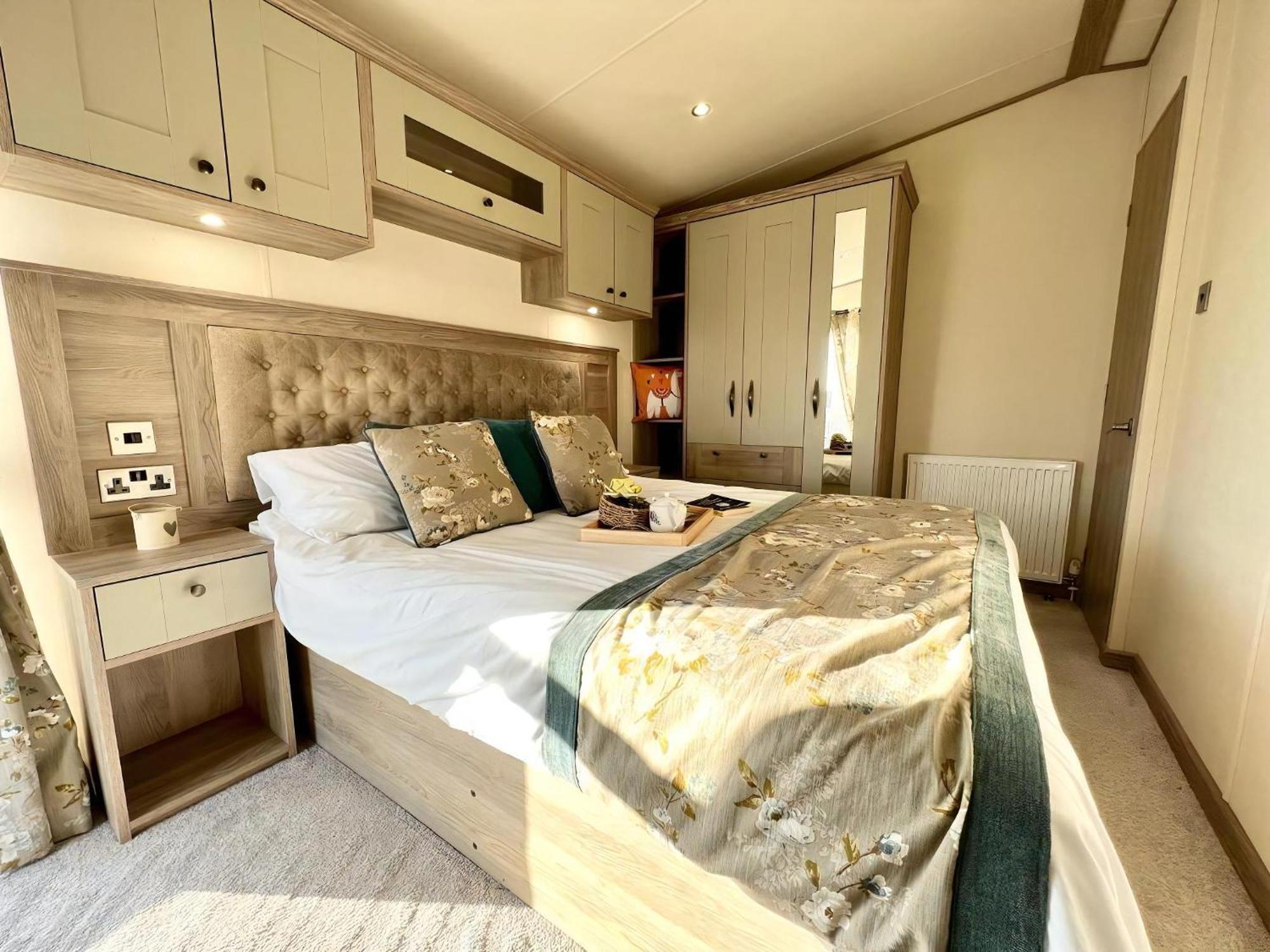 Stunning Caravan With Full Lake View At Southview Holiday Park Ref 33004Ml Skegness Exteriér fotografie
