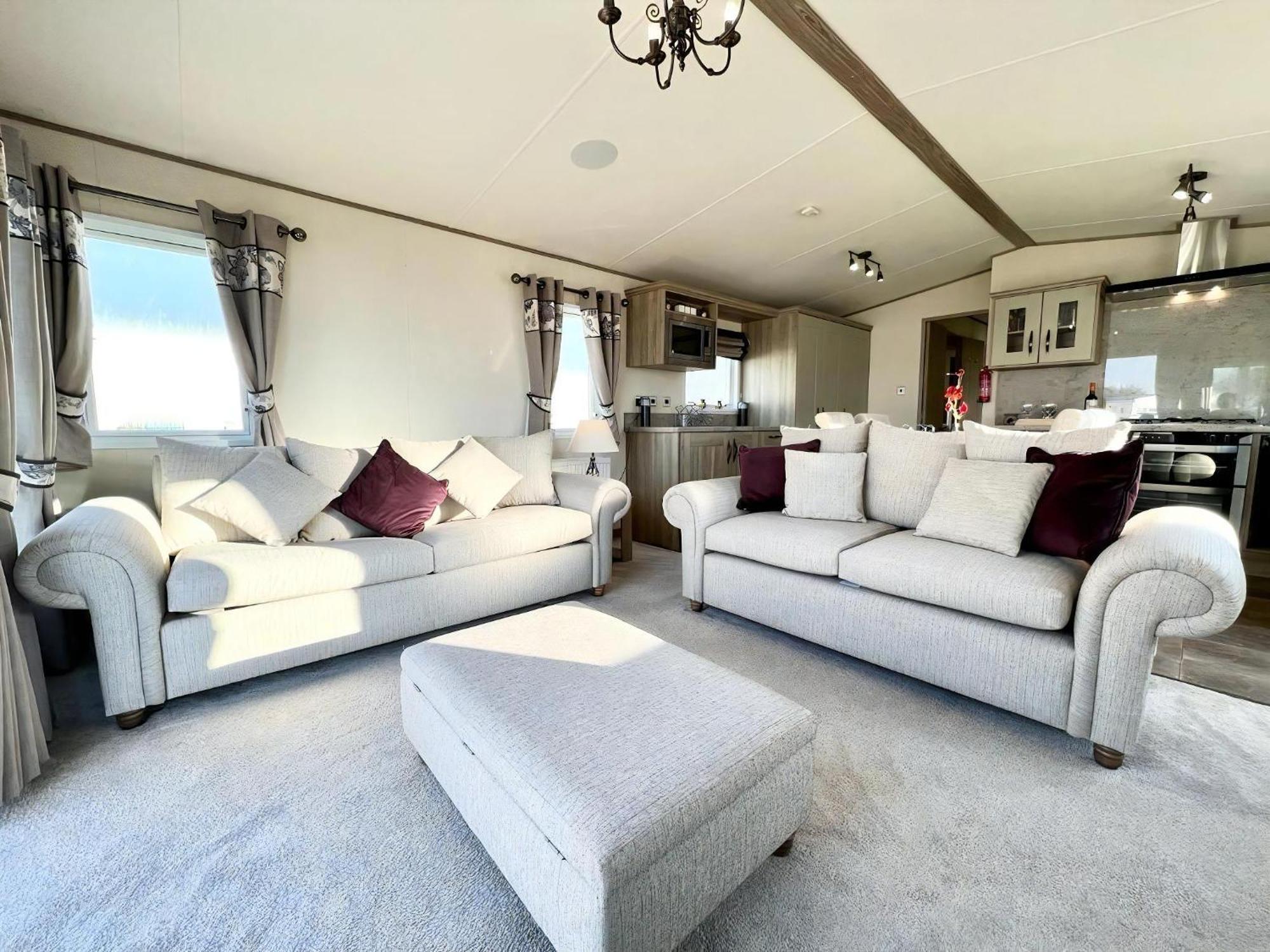 Stunning Caravan With Full Lake View At Southview Holiday Park Ref 33004Ml Skegness Exteriér fotografie